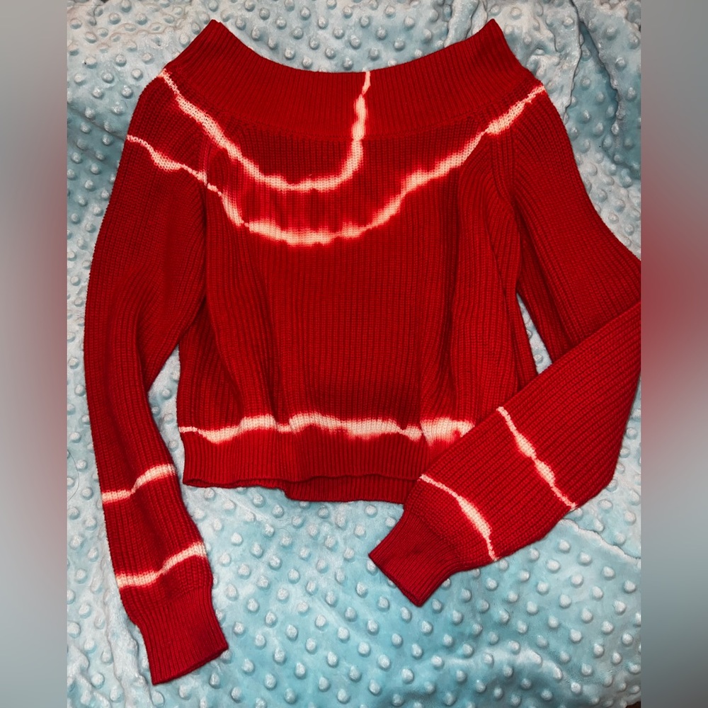 Women’s sweater